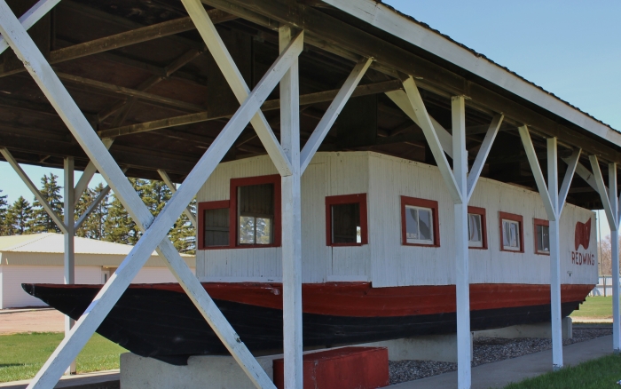 Boat display along the Chan SanSan Scenic Backway