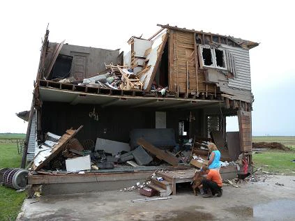 Tornado damage to building